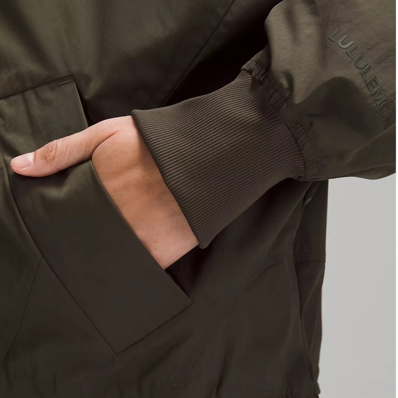 Lululemon Lightweight Hem-Cinch Bomber Jacket new . Nomad - Picture 11 of 16
